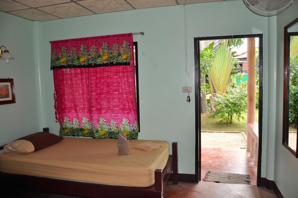 Coral Bungalows Haad Rin Chambre photo